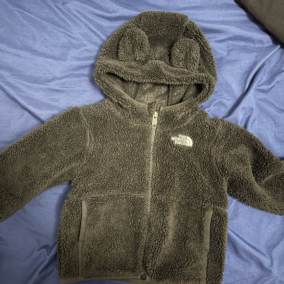 The North Face Kids Black Fleece Hoodie unisex - Picture 2 of 8